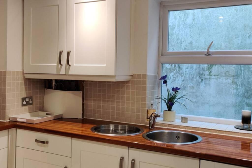 Extremely Well Located Seafront 1 Bedroom Apartment In Μπράιτον Εξωτερικό φωτογραφία
